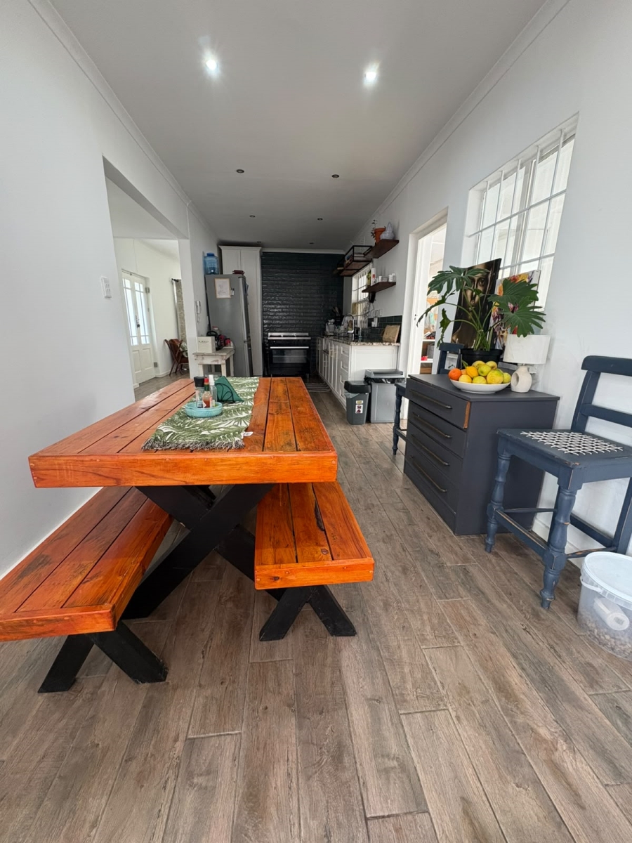 To Let 2 Bedroom Property for Rent in Claremont Western Cape